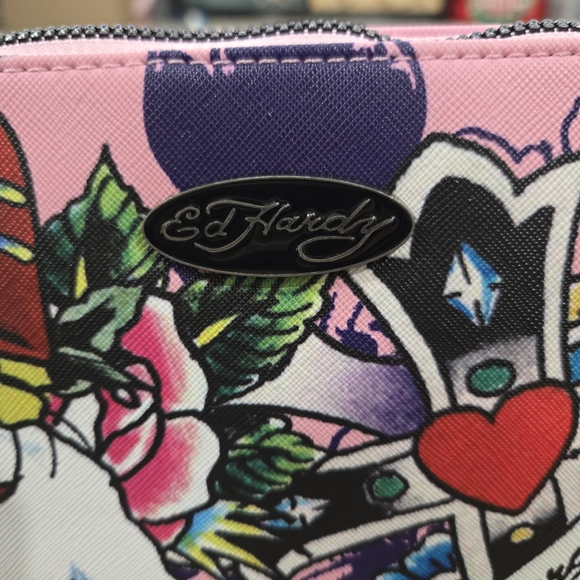 Ed Hardy Pink Skull & Cross Cosmetic Bag – New With Tag - Picture 3 of 10